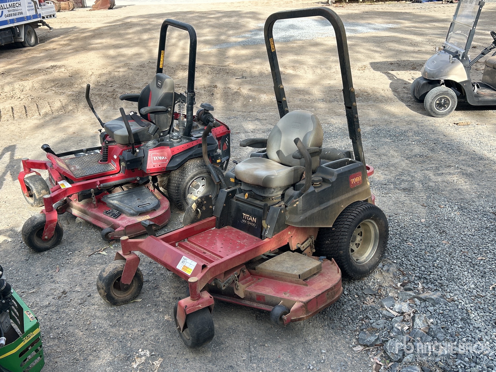 General Appearance with Picture, Right Front Corner