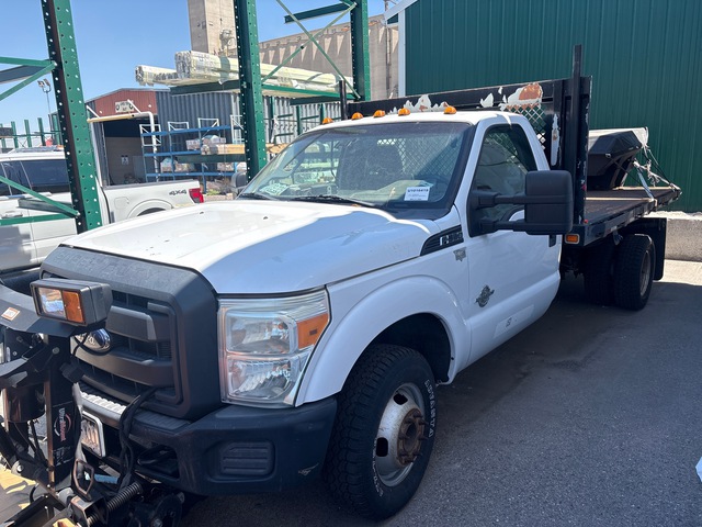 2013 Ford F-350 XL 4x2 Flatbed Truck 2013 Ford F-350 XL 4x2 Flatbed Truck
