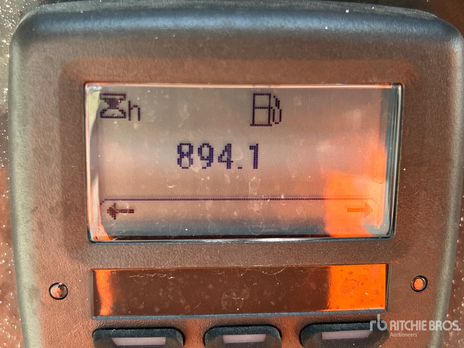 General Appearance with Hour Meter / Odometer