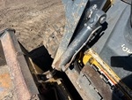 Hydraulics with Bucket Tilt Cylinders