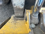 Chassis with Quick Coupler to Arms Pins