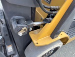 Hydraulics with Mast Tilt Cylinders