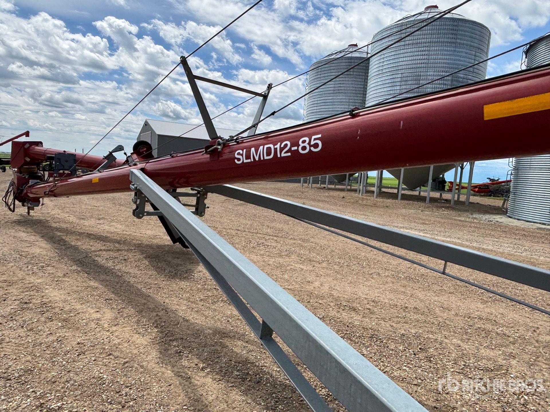 2014 Meridian SLMD12-85