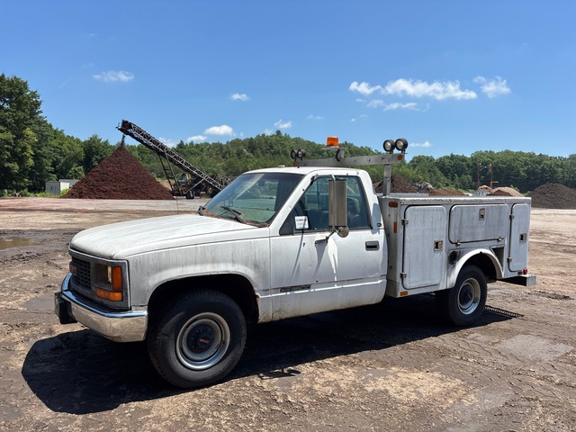 1999 GMC C3500 4x2 Utility Truck