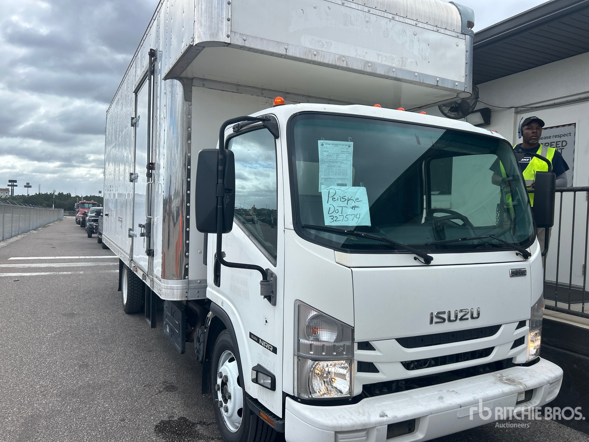 2020 Isuzu NRR