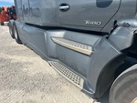 4 Underbody - Truck with