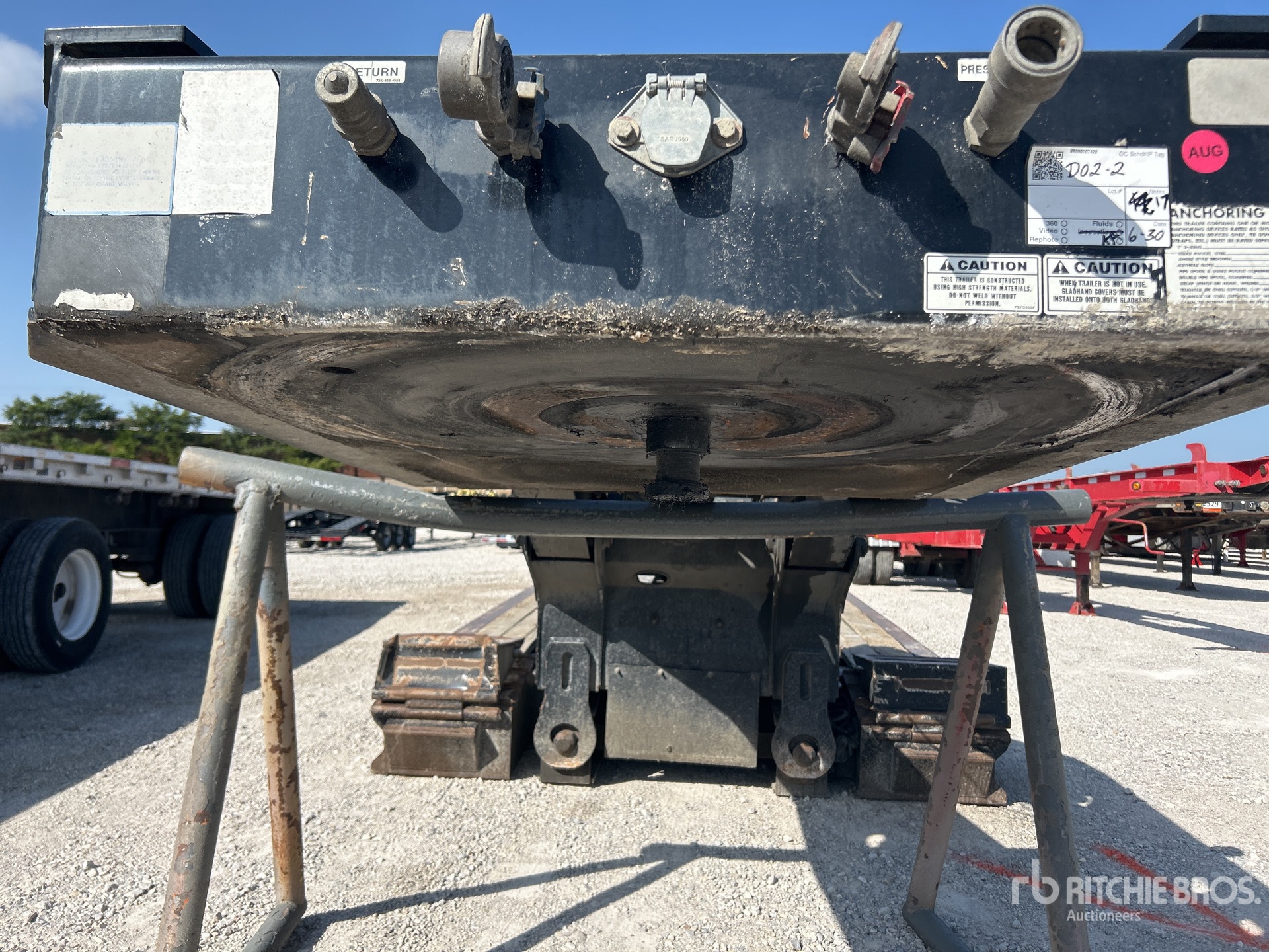 2016 Trail King 55 ton Tri/A Removable Gooseneck