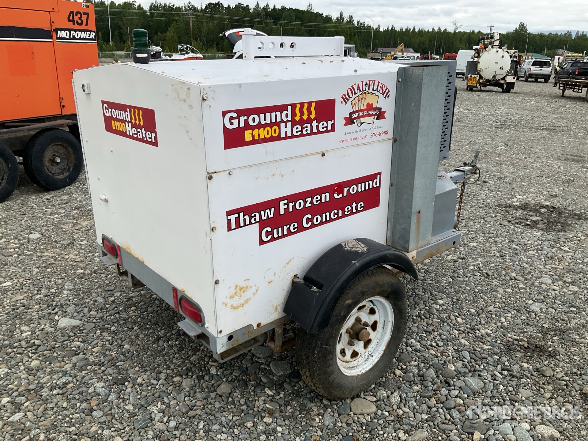 General Appearance with Picture, Right Rear Corner
