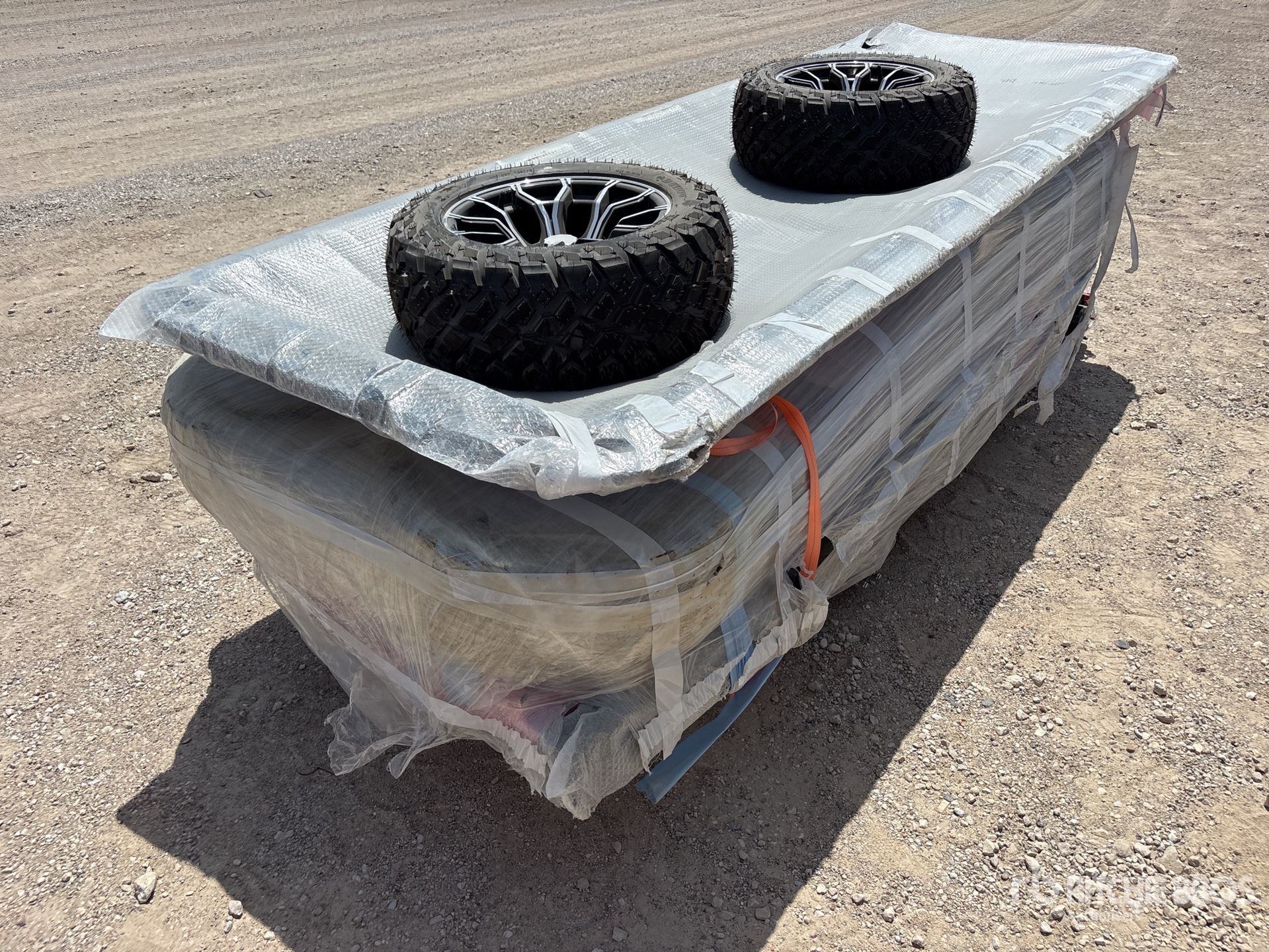 General Appearance with Picture, Right Rear Corner