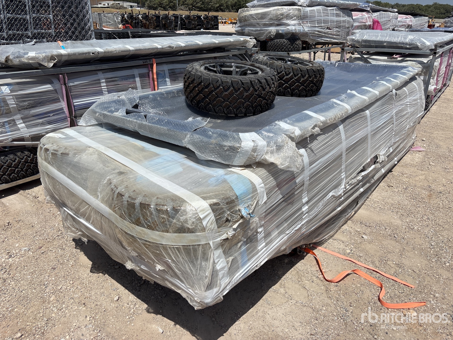 General Appearance with Picture, Right Rear Corner