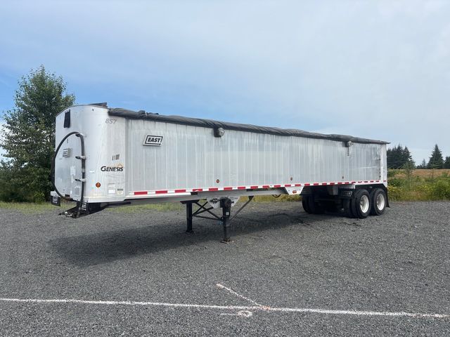 2007 East 30 ft T/A End Dump Trailer