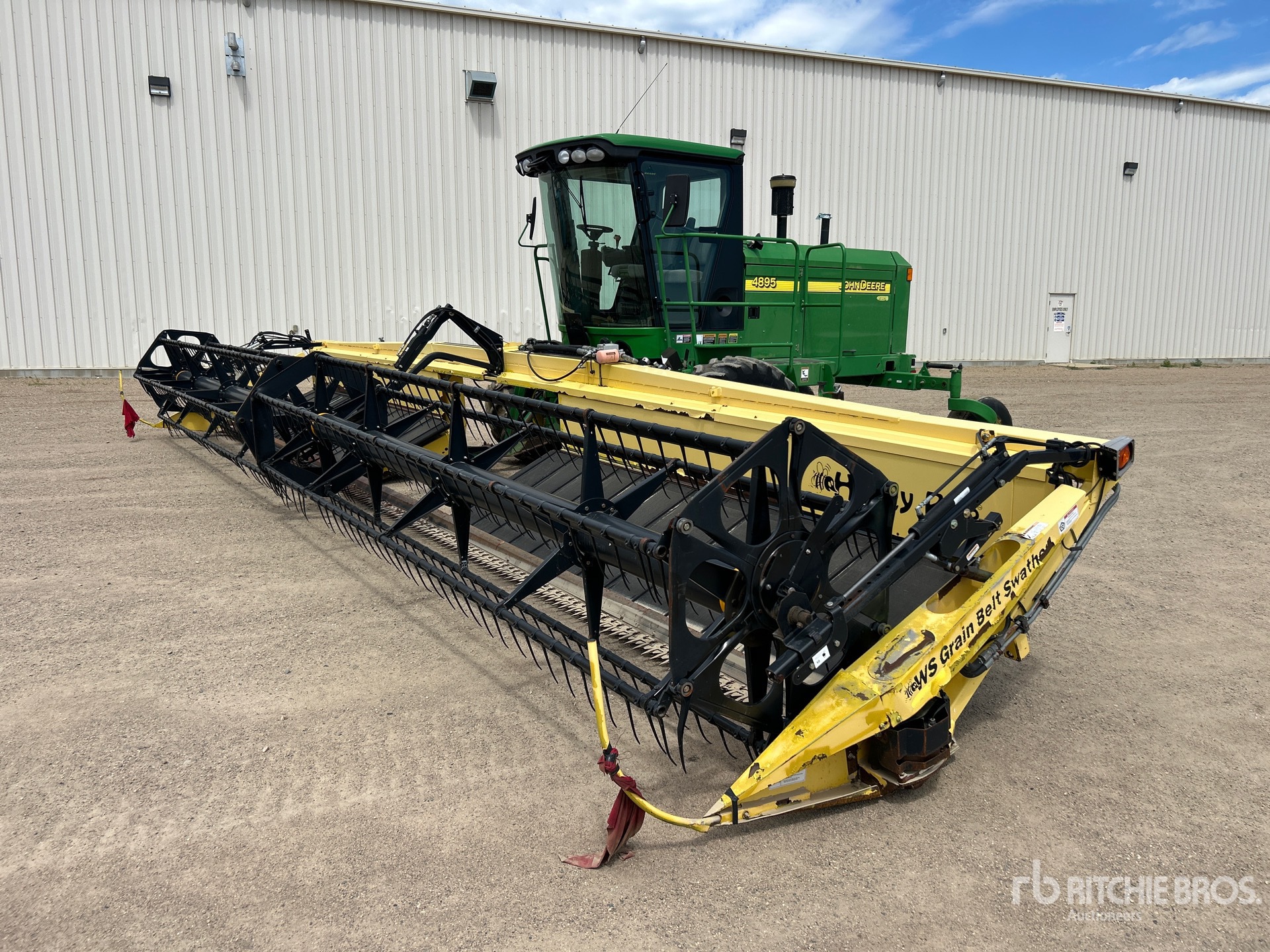 Photo of a 2008 John Deere 4895