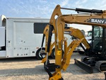 v2 Chassis - Excavator with