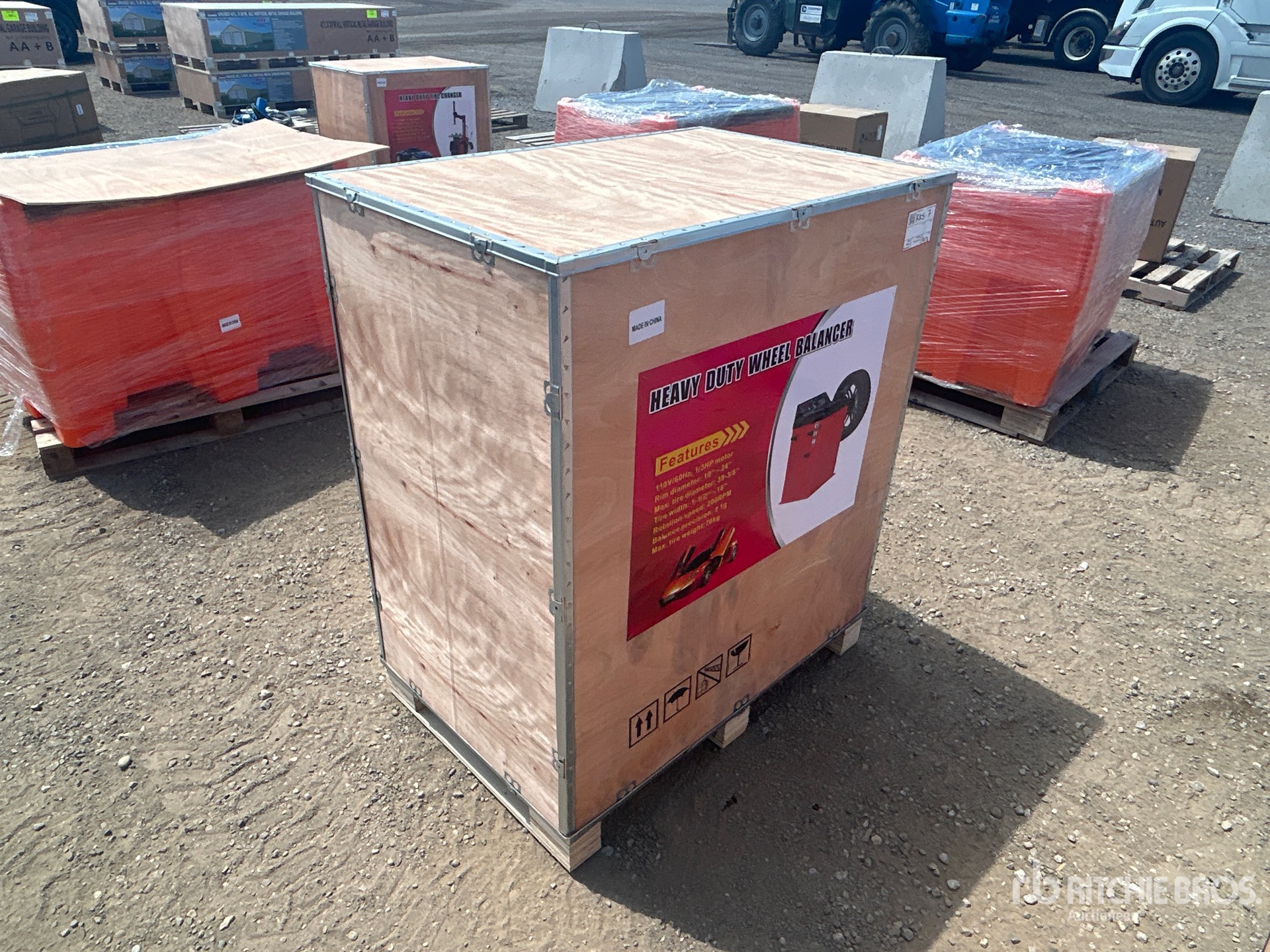 General Appearance with Picture, Right Front Corner