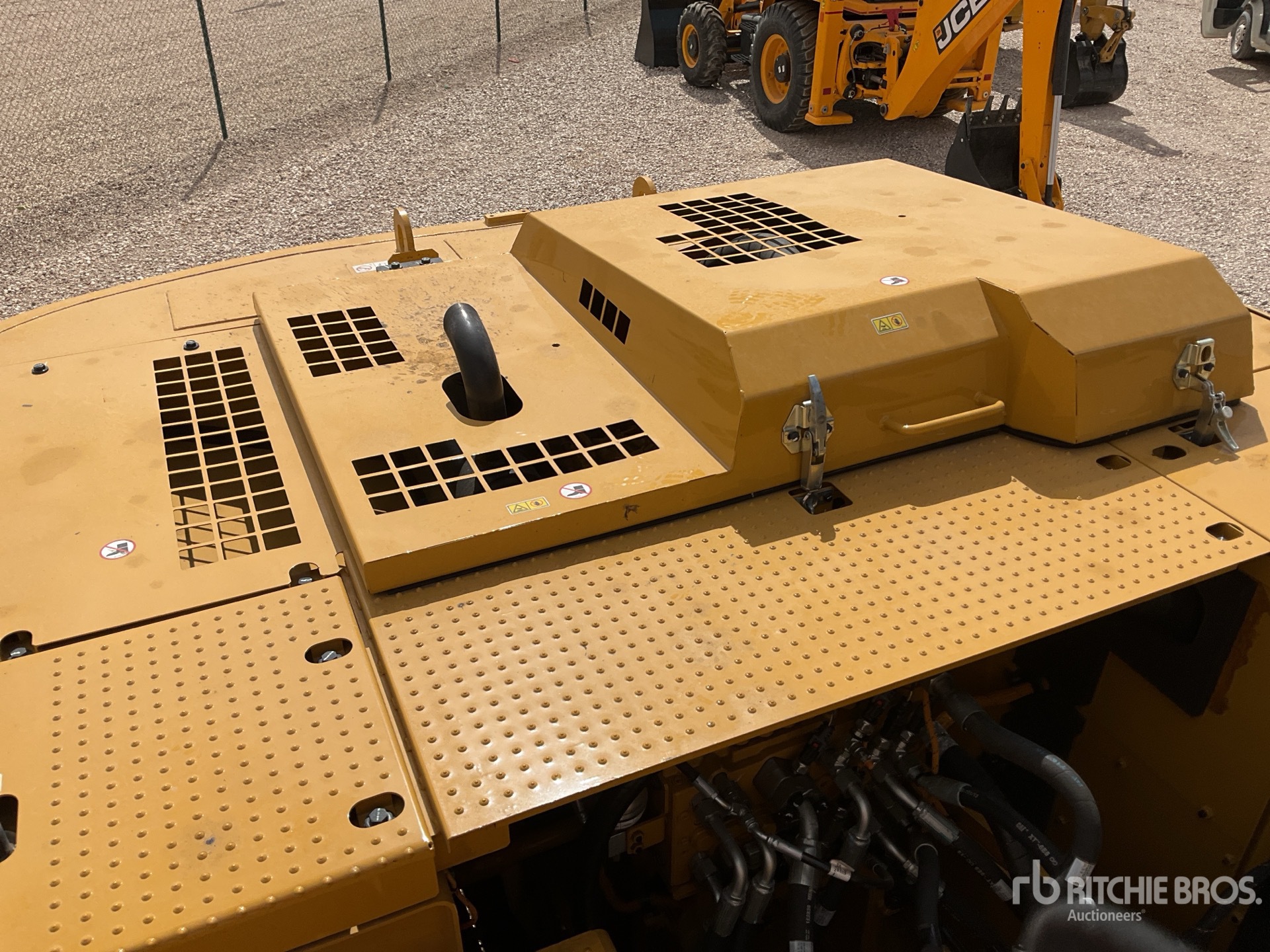 2026 Caterpillar 321