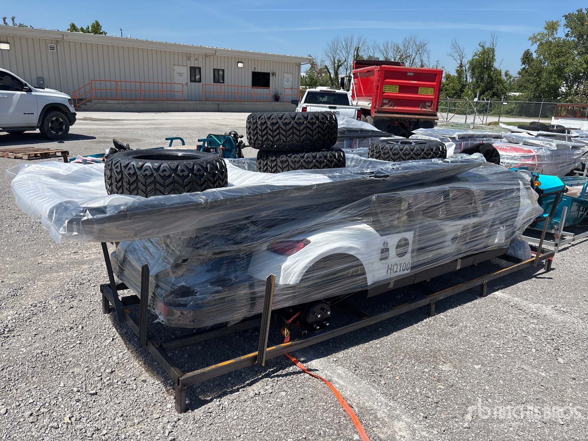 General Appearance with Picture, Right Rear Corner