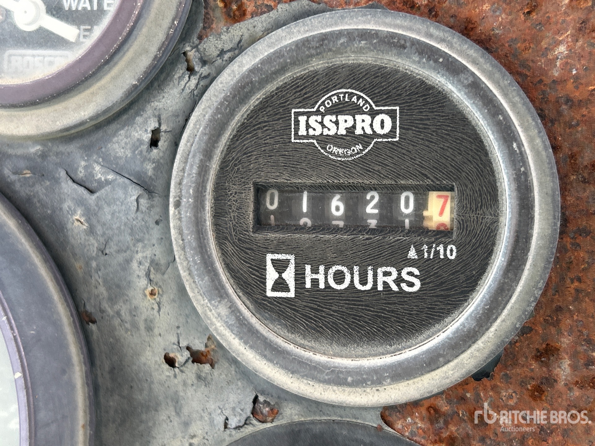 General Appearance with Hour Meter / Odometer