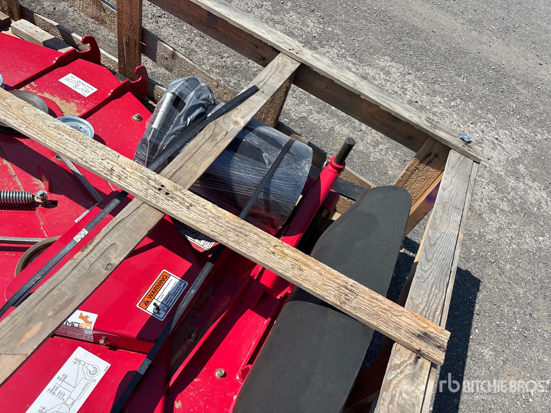 Mahindra 64 in Lawn Mower Deck