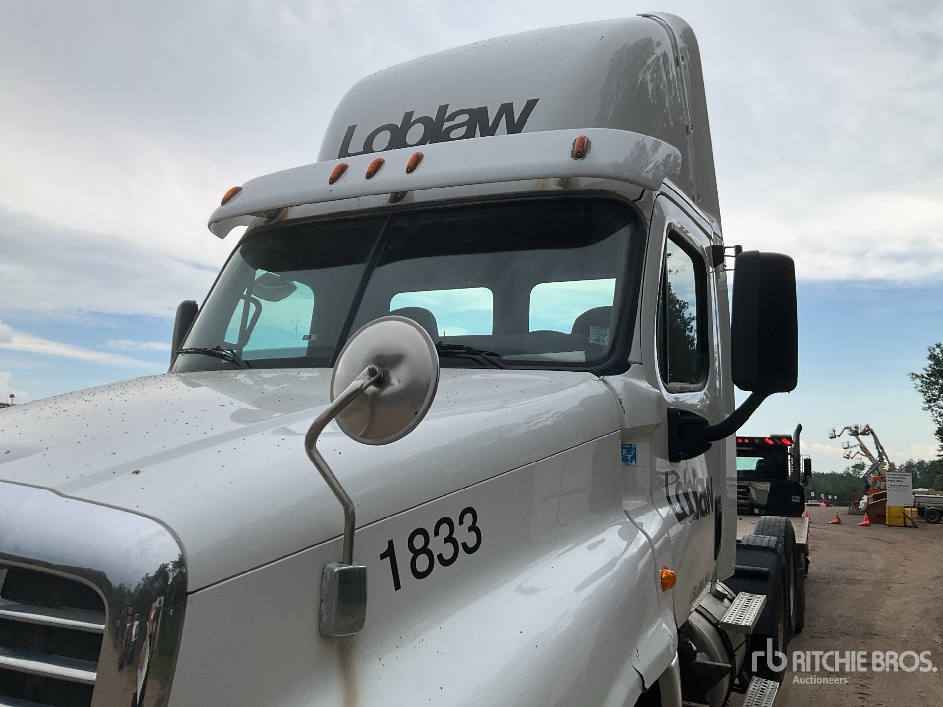 Photo of a 2018 Freightliner CASCADIA 125