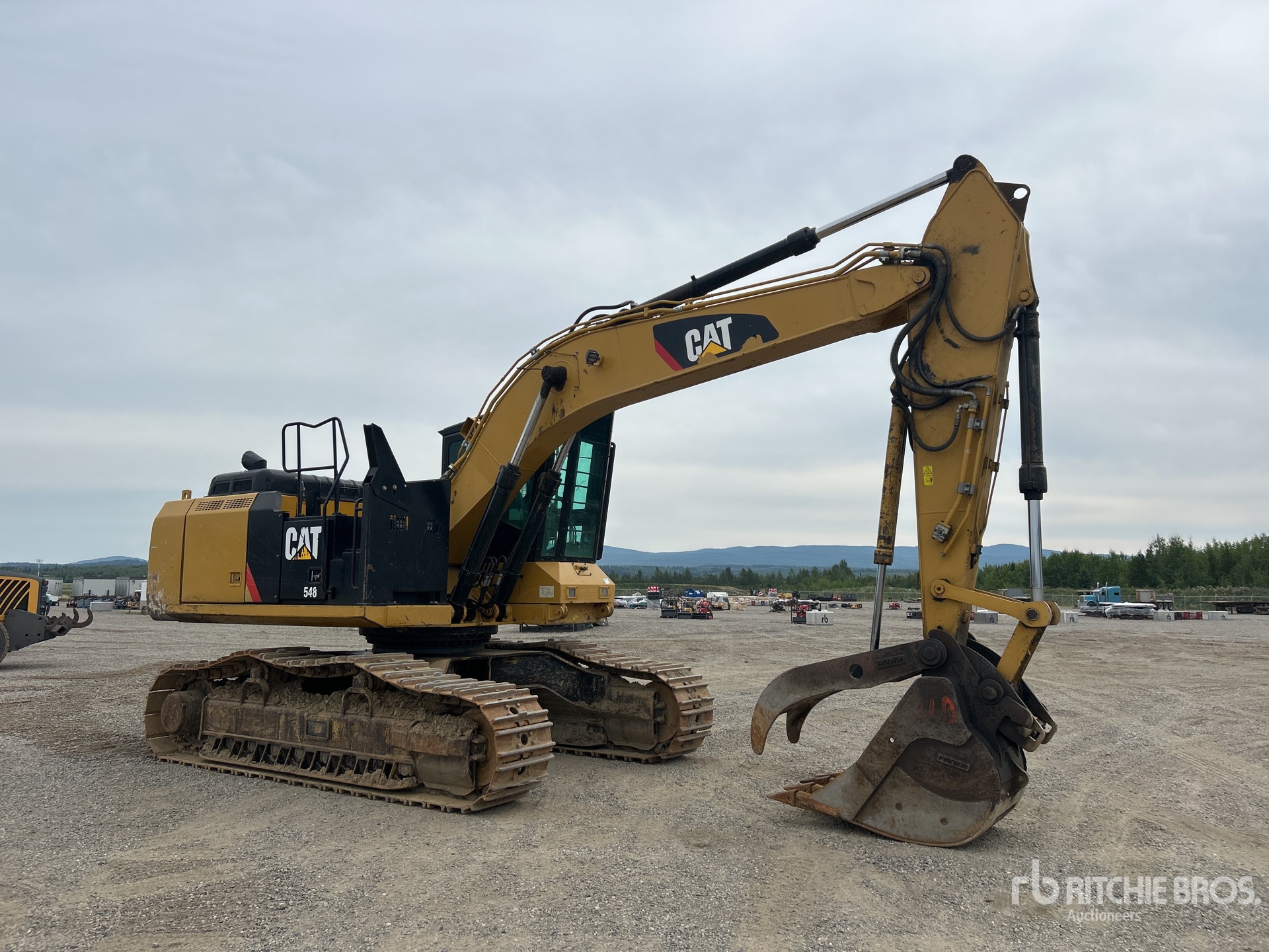 2019 Caterpillar 548 FM