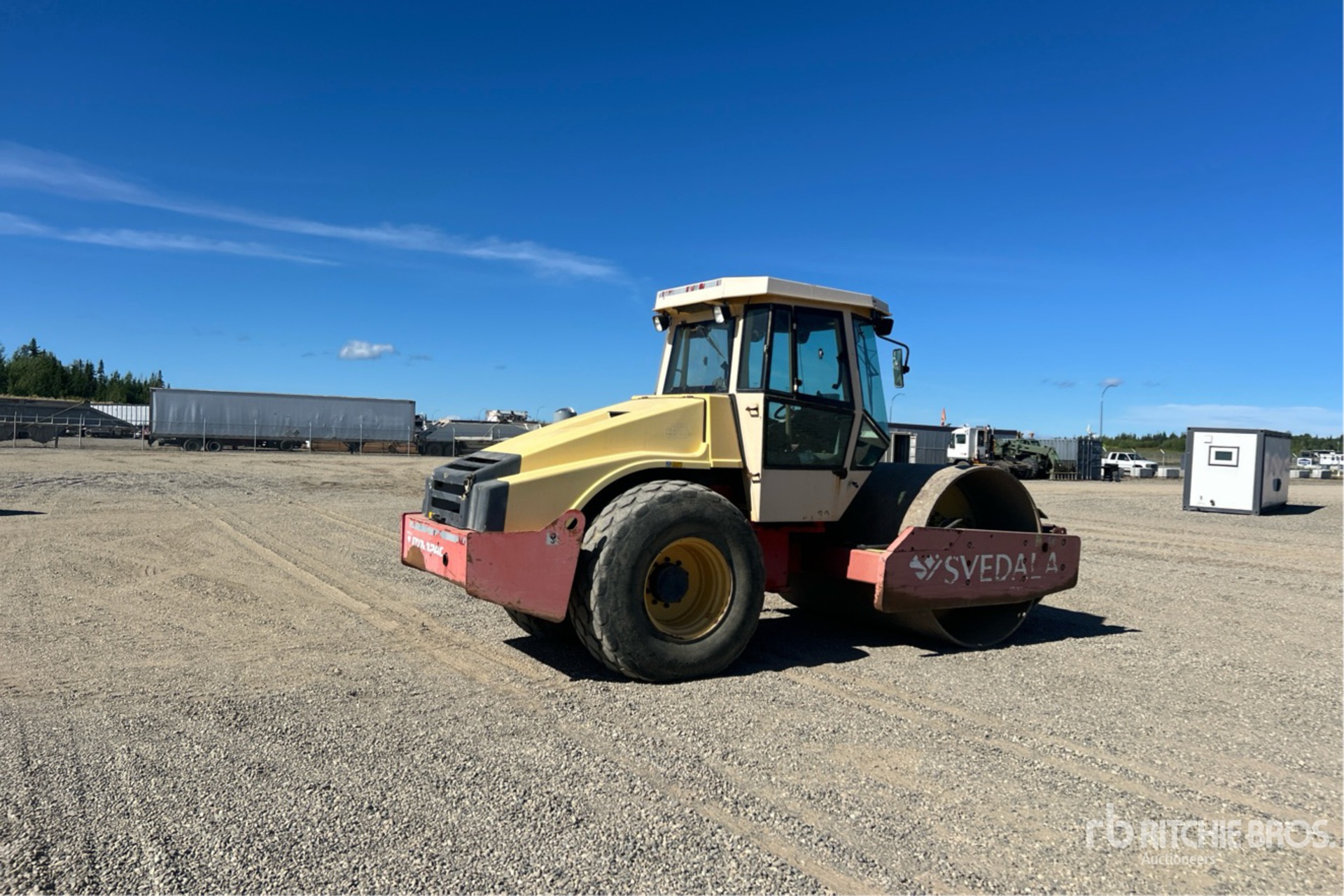 2000 Dynapac SMOOTH DRUM