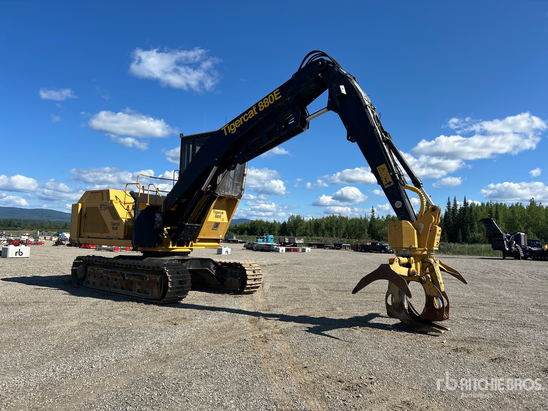 2022 Tigercat 880E