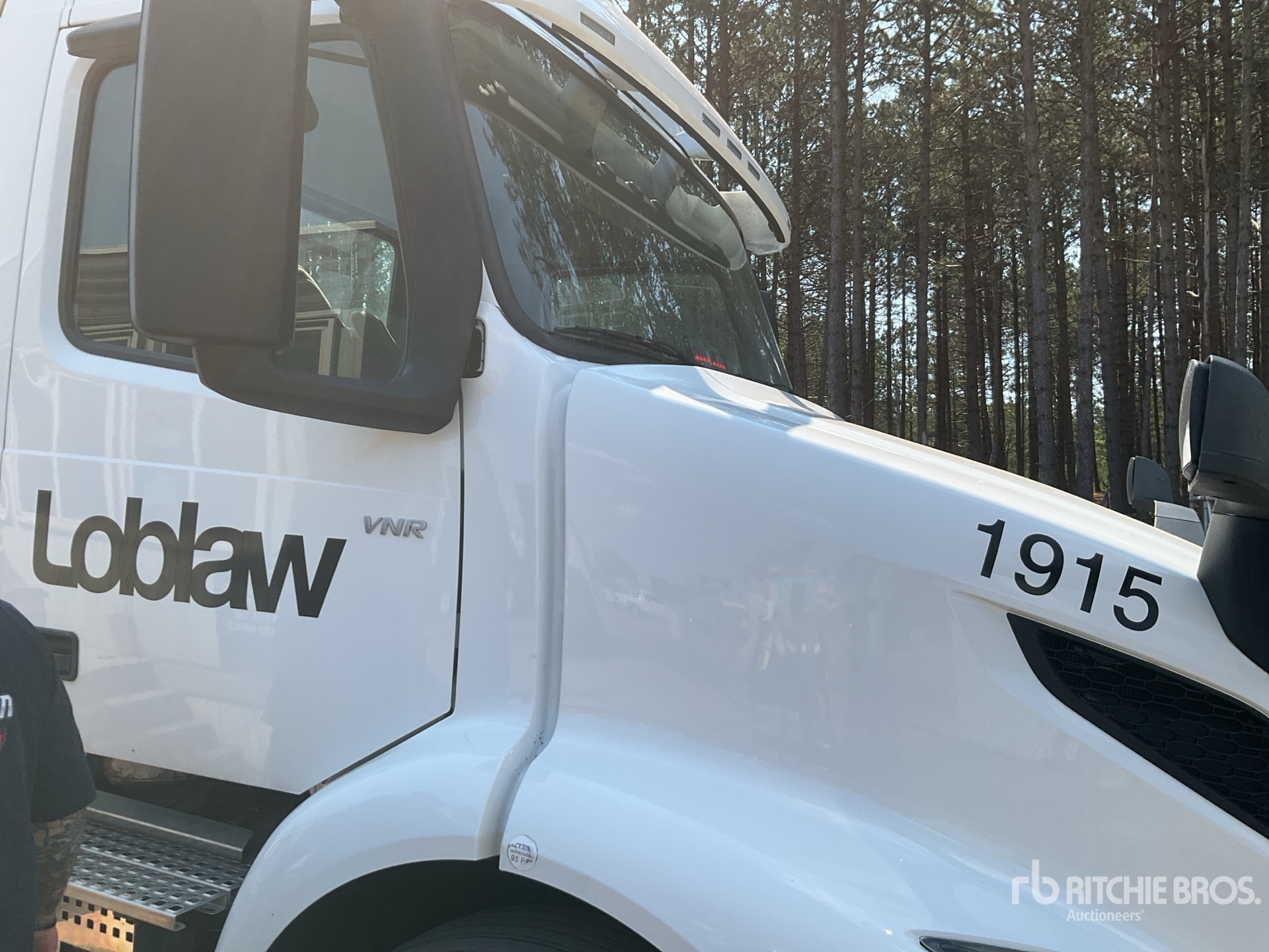 Photo of a 2019 Volvo VNR