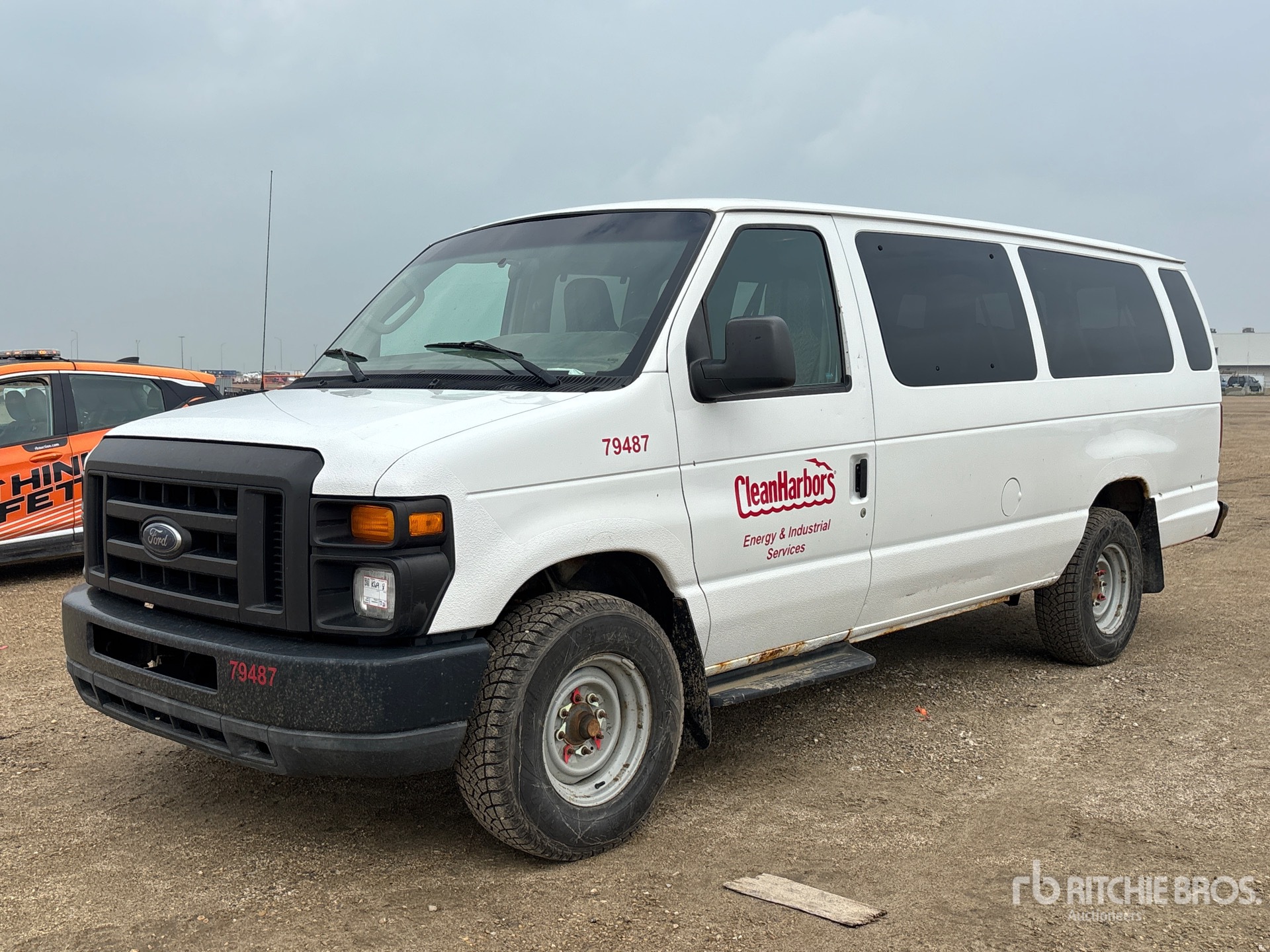 Photo of a 2011 Ford E-350 SUPER DUT