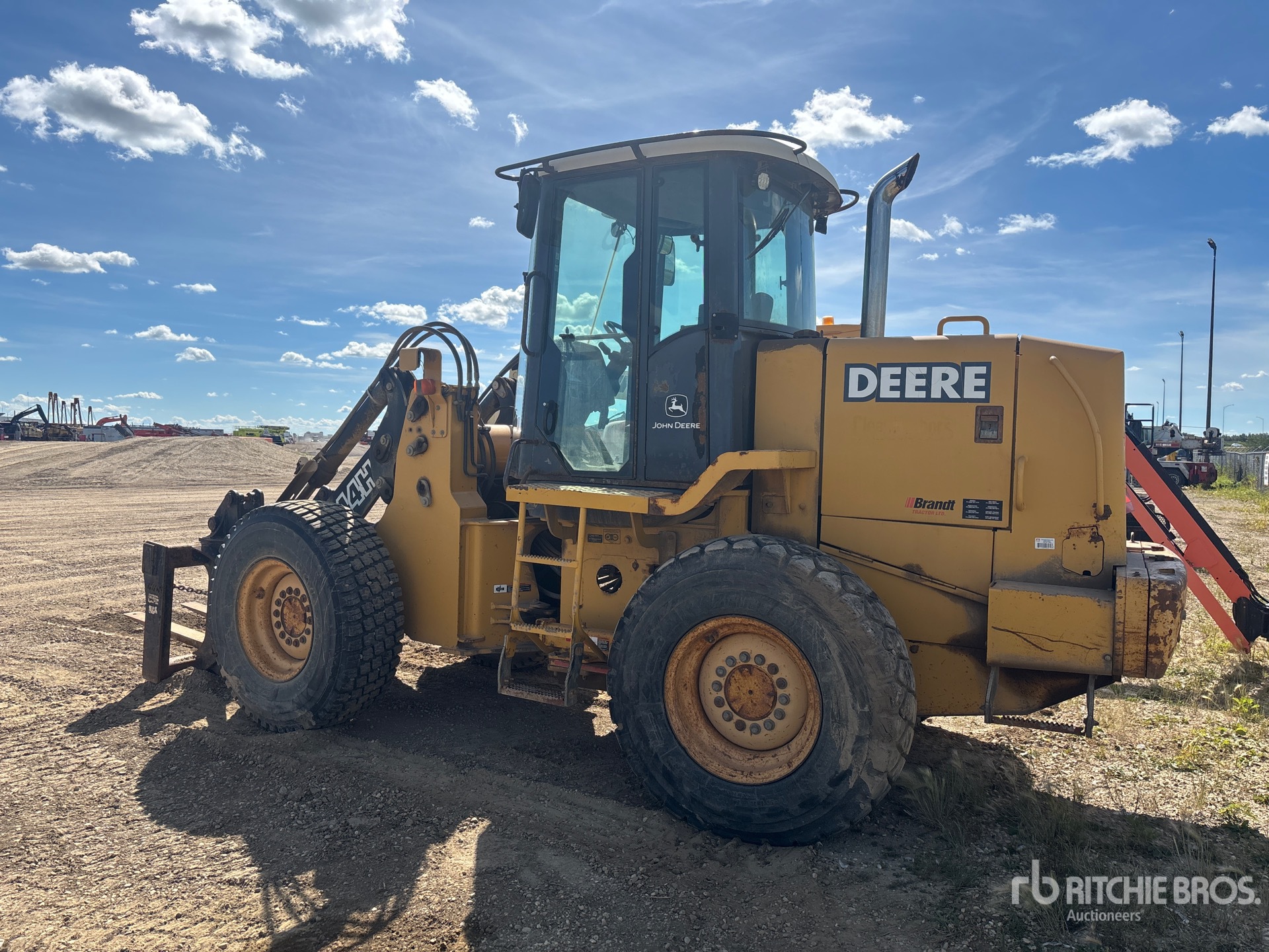 2004 John Deere TC44H