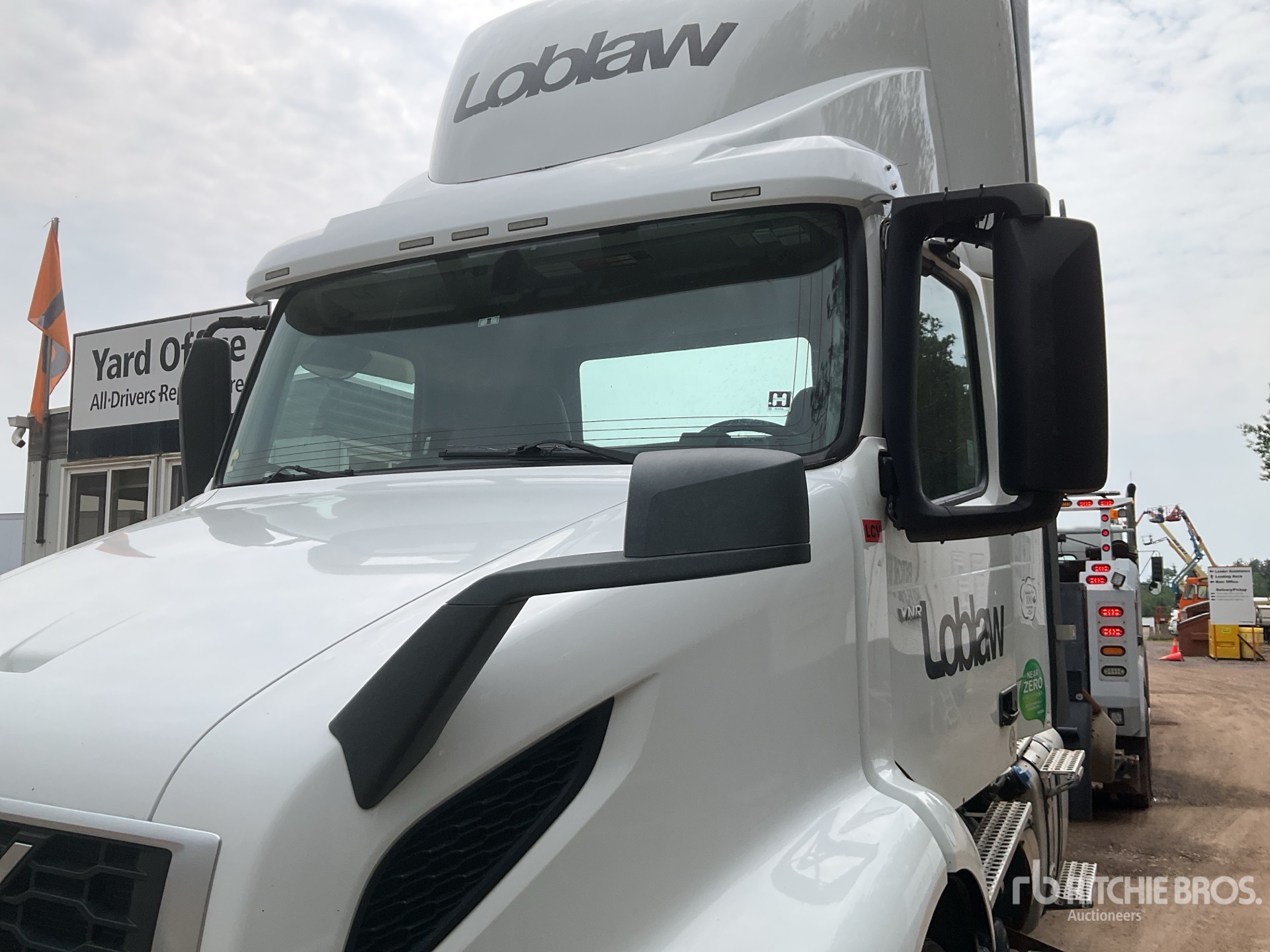 Photo of a 2020 Volvo VNR