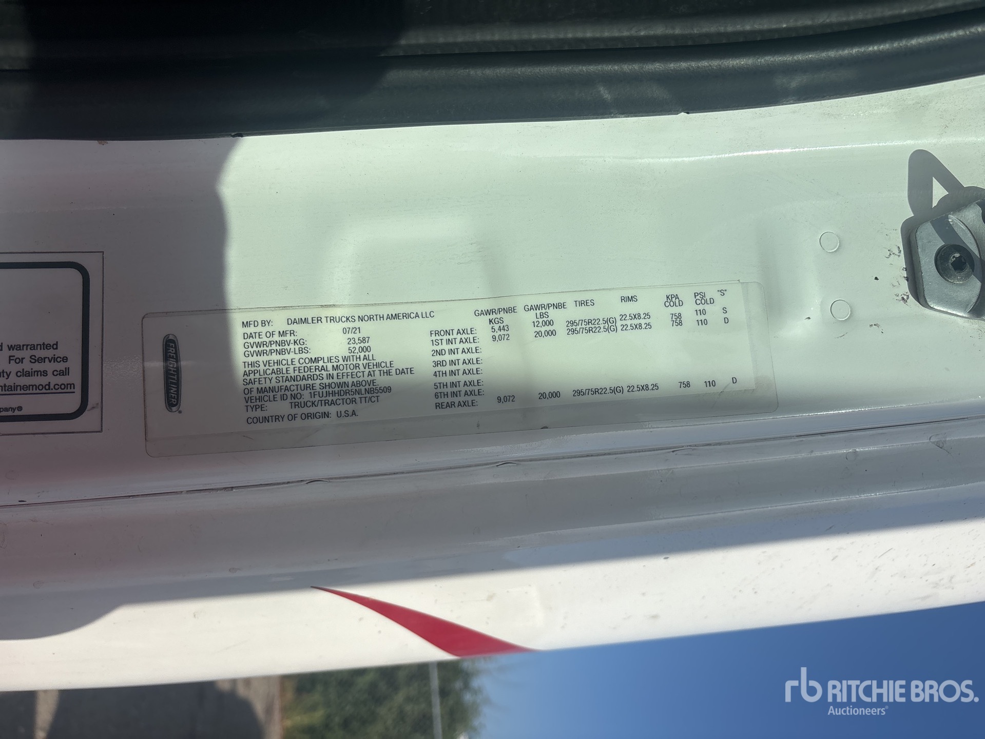 2022 Freightliner CASCADIA 126