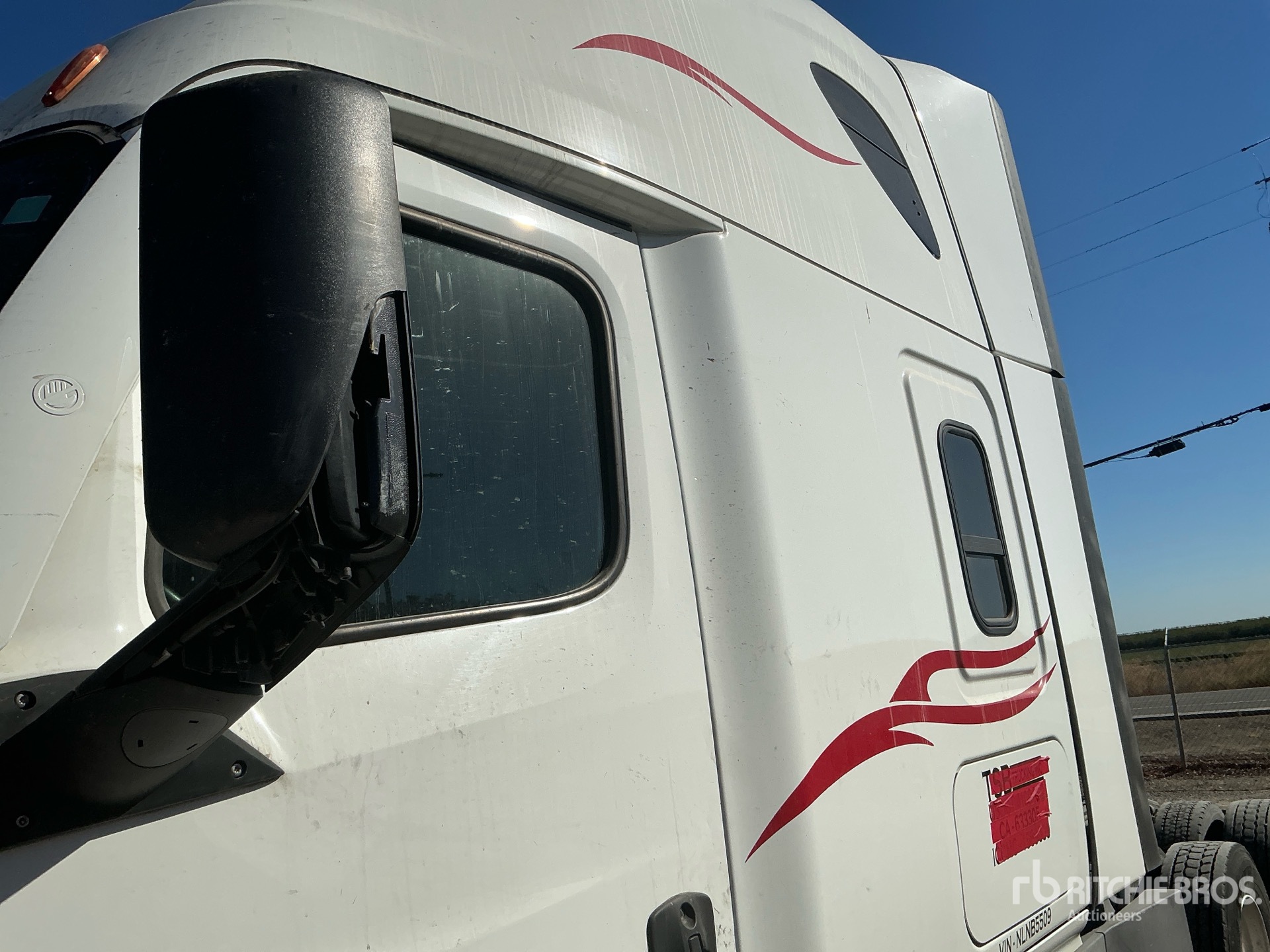 2022 Freightliner CASCADIA 126