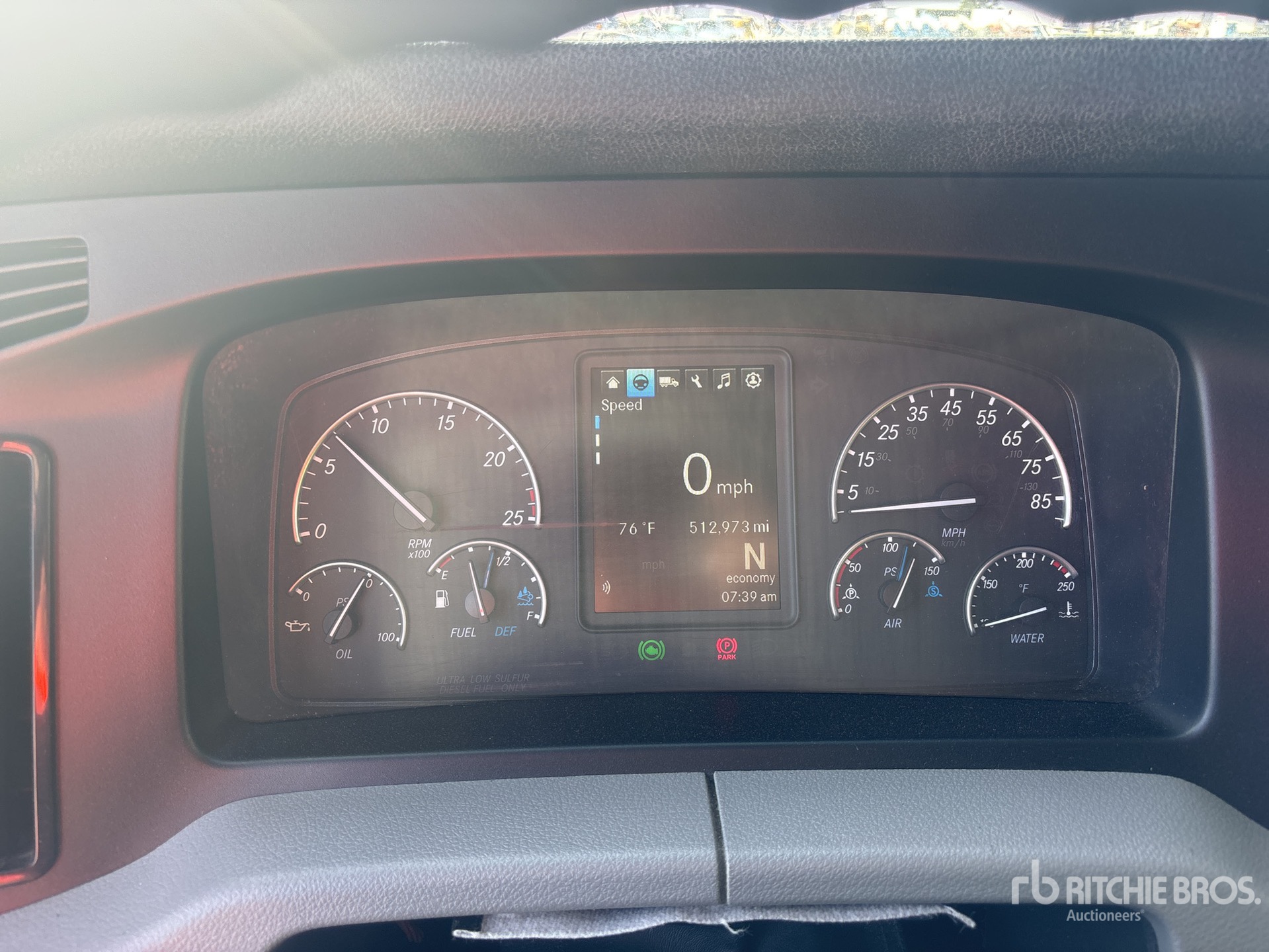 2022 Freightliner CASCADIA 126