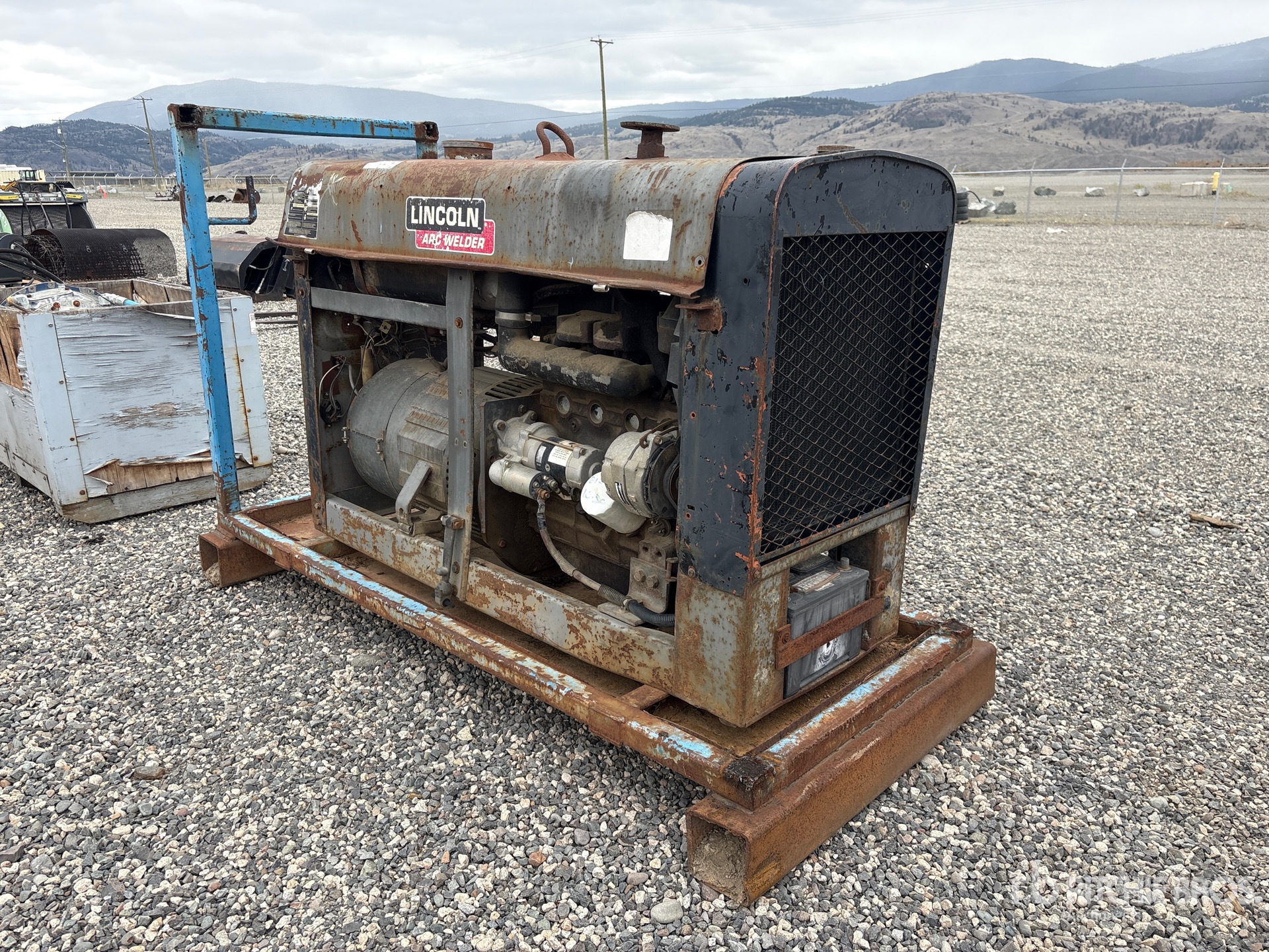 General Appearance with Picture, Left Rear Corner