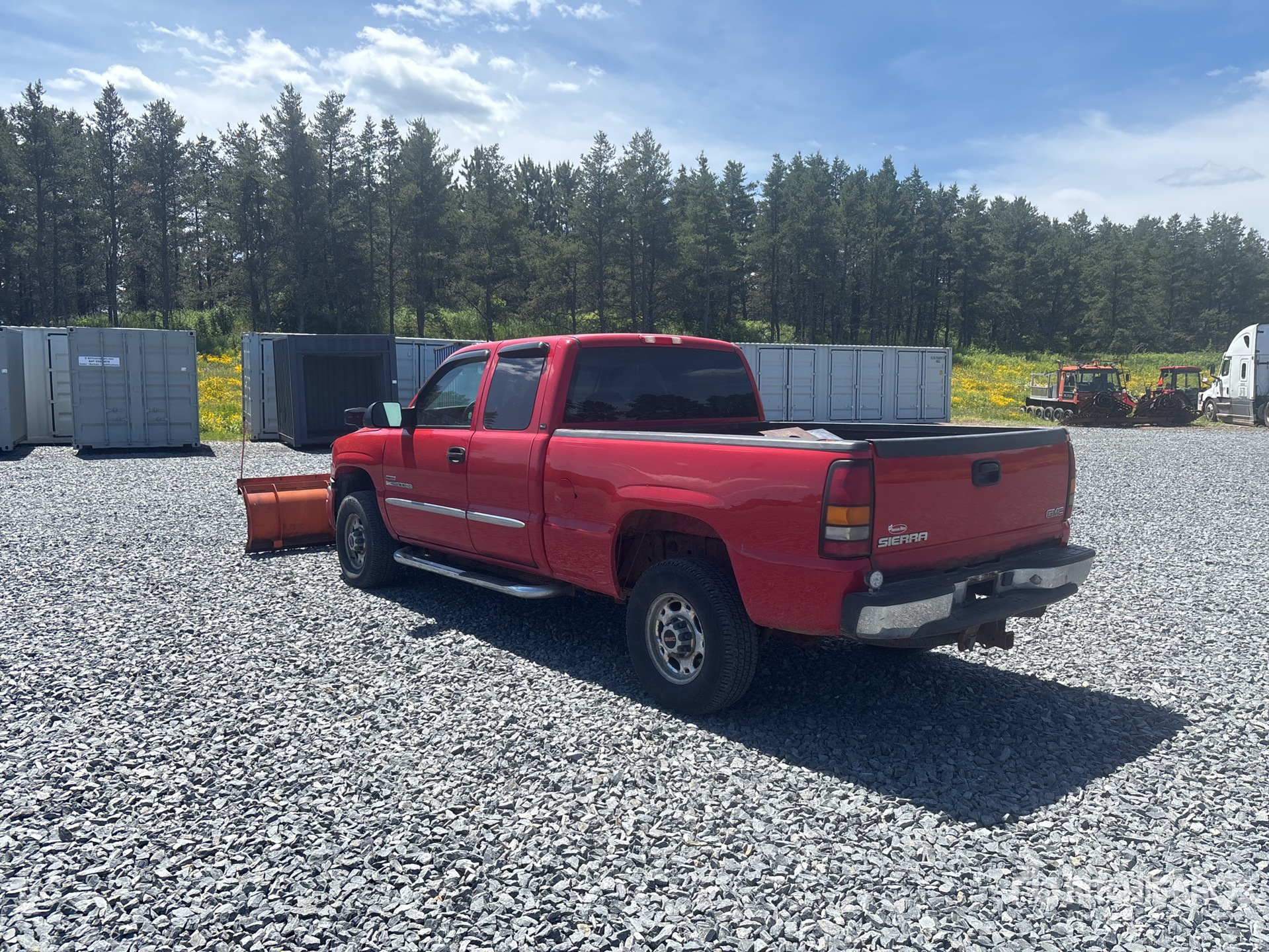 General Appearance with Picture, Left Rear Corner