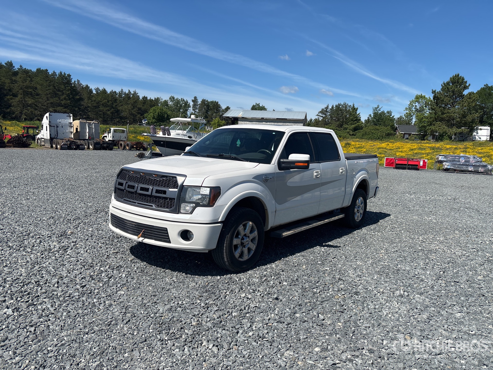 General Appearance with Featured Photo
