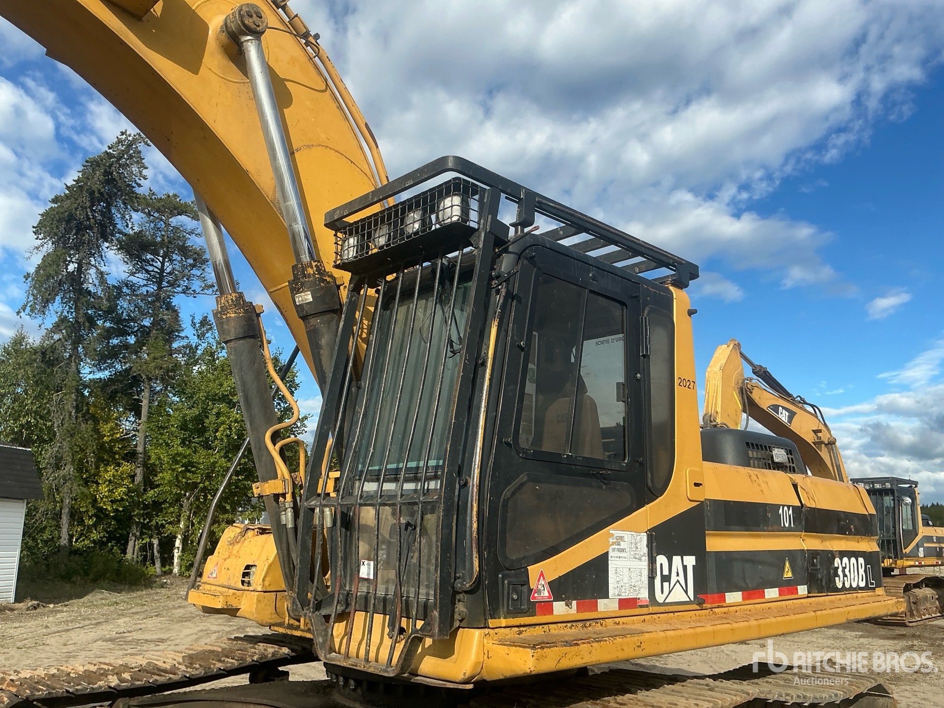 1998 Caterpillar 330B L