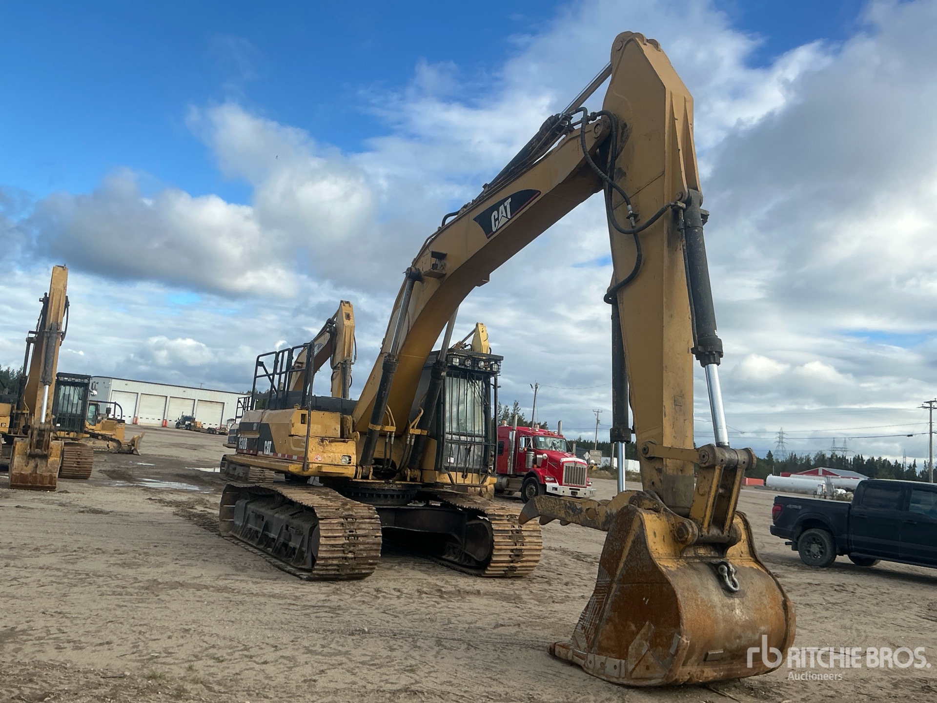 1998 Caterpillar 330B L