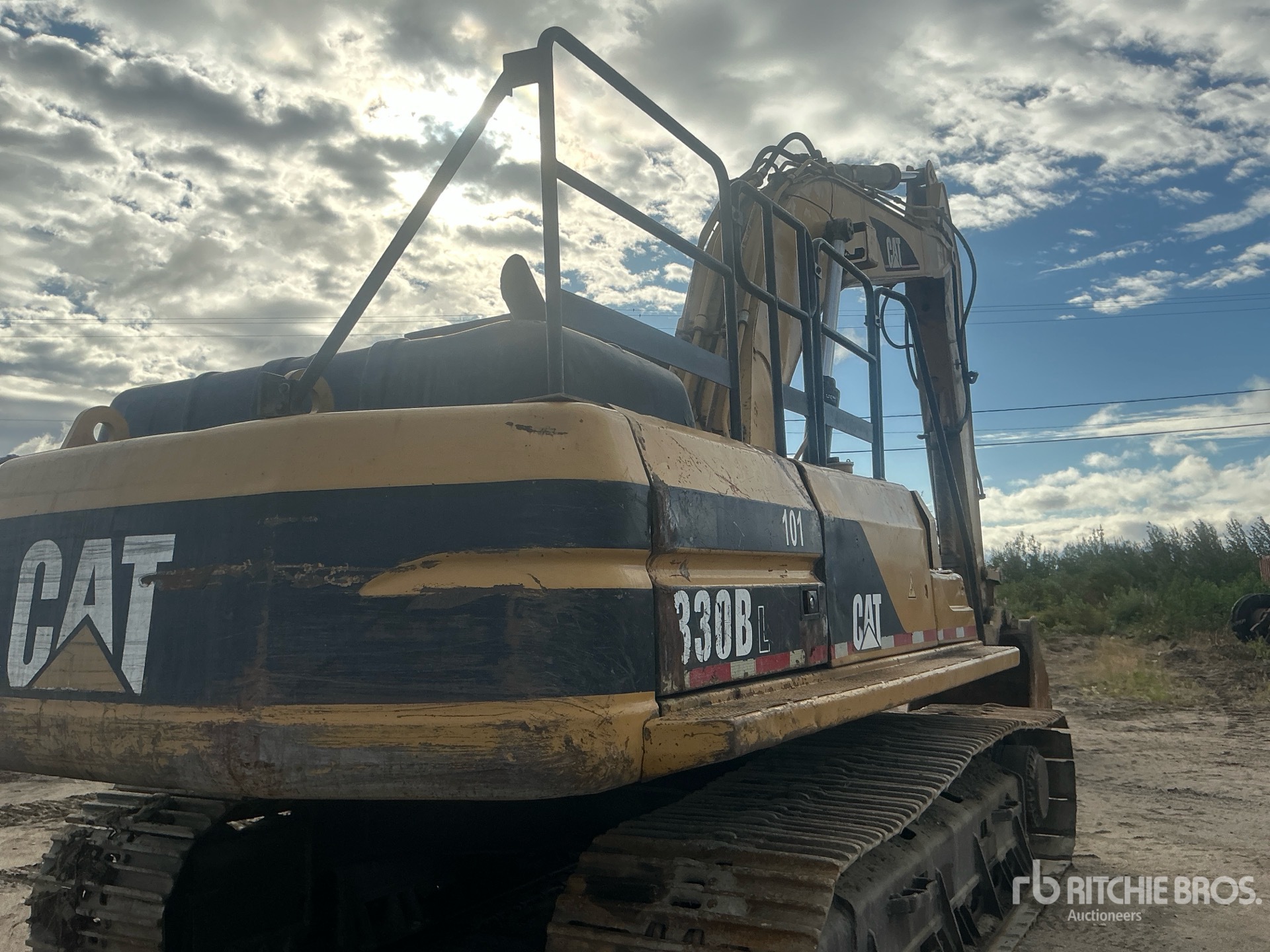 1998 Caterpillar 330B L