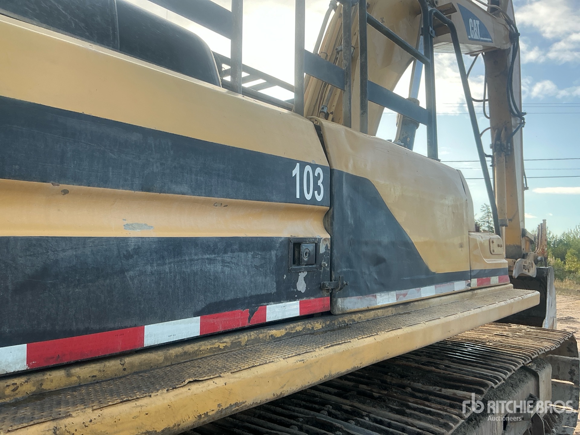 1999 Caterpillar 330B L