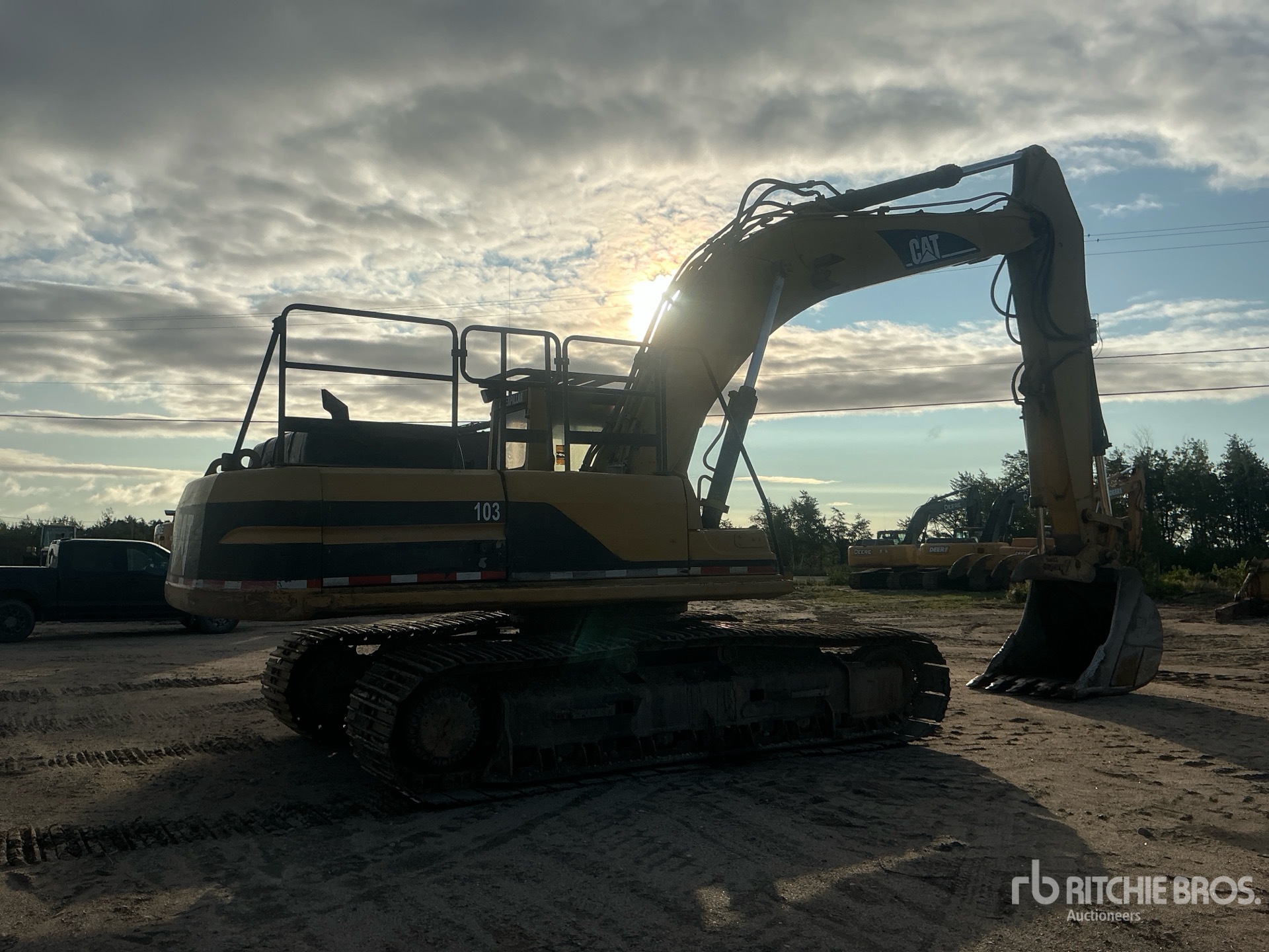 1999 Caterpillar 330B L