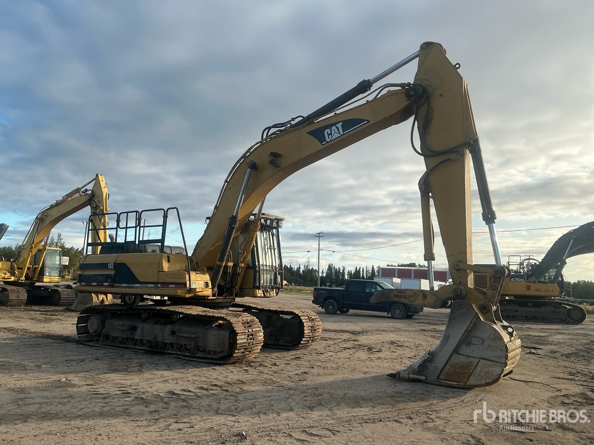 1999 Caterpillar 330B L