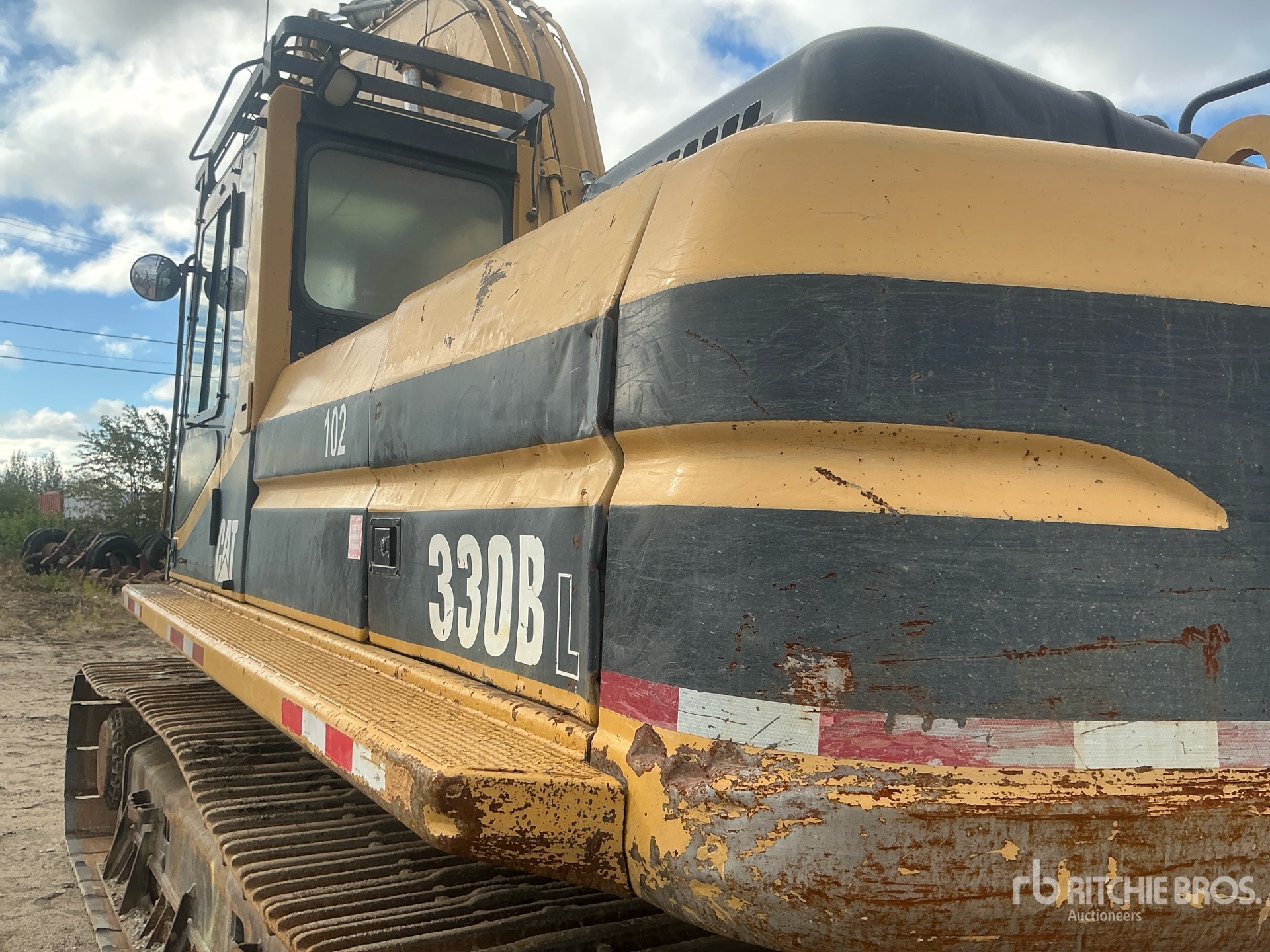 1999 Caterpillar 330B L