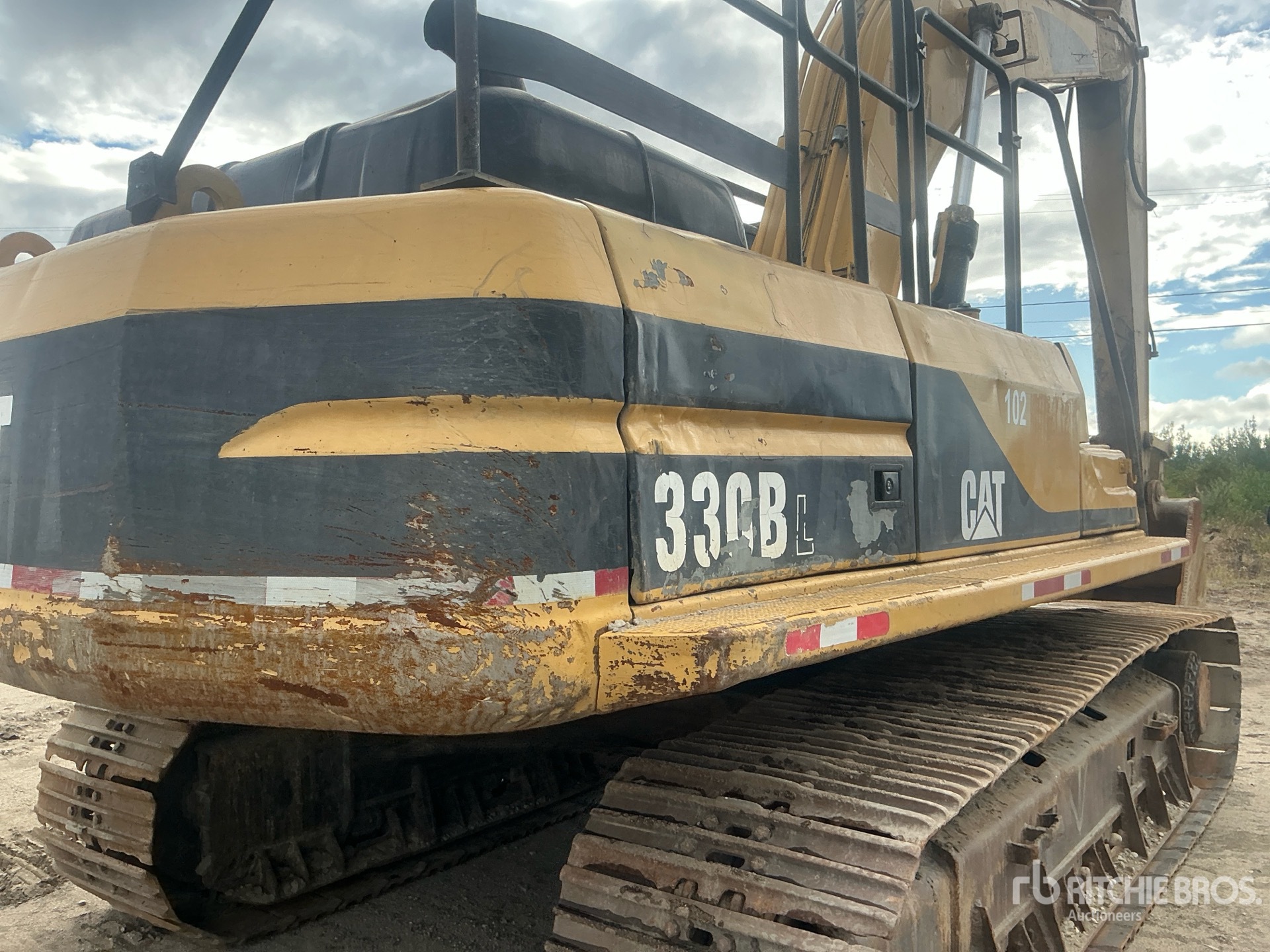 1999 Caterpillar 330B L