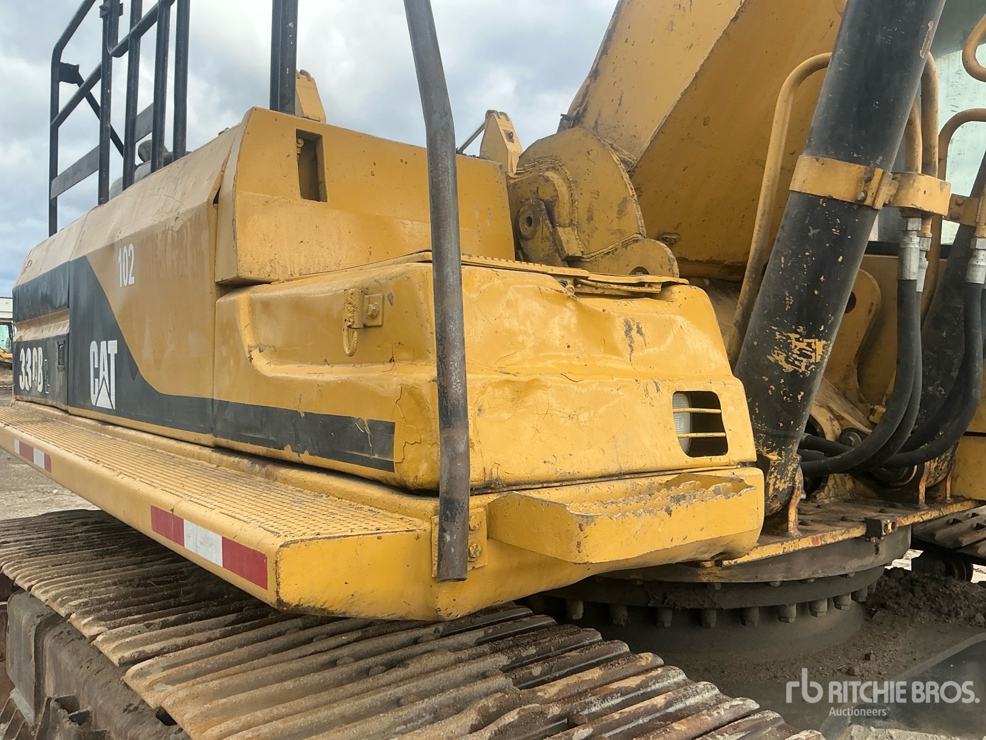 1999 Caterpillar 330B L