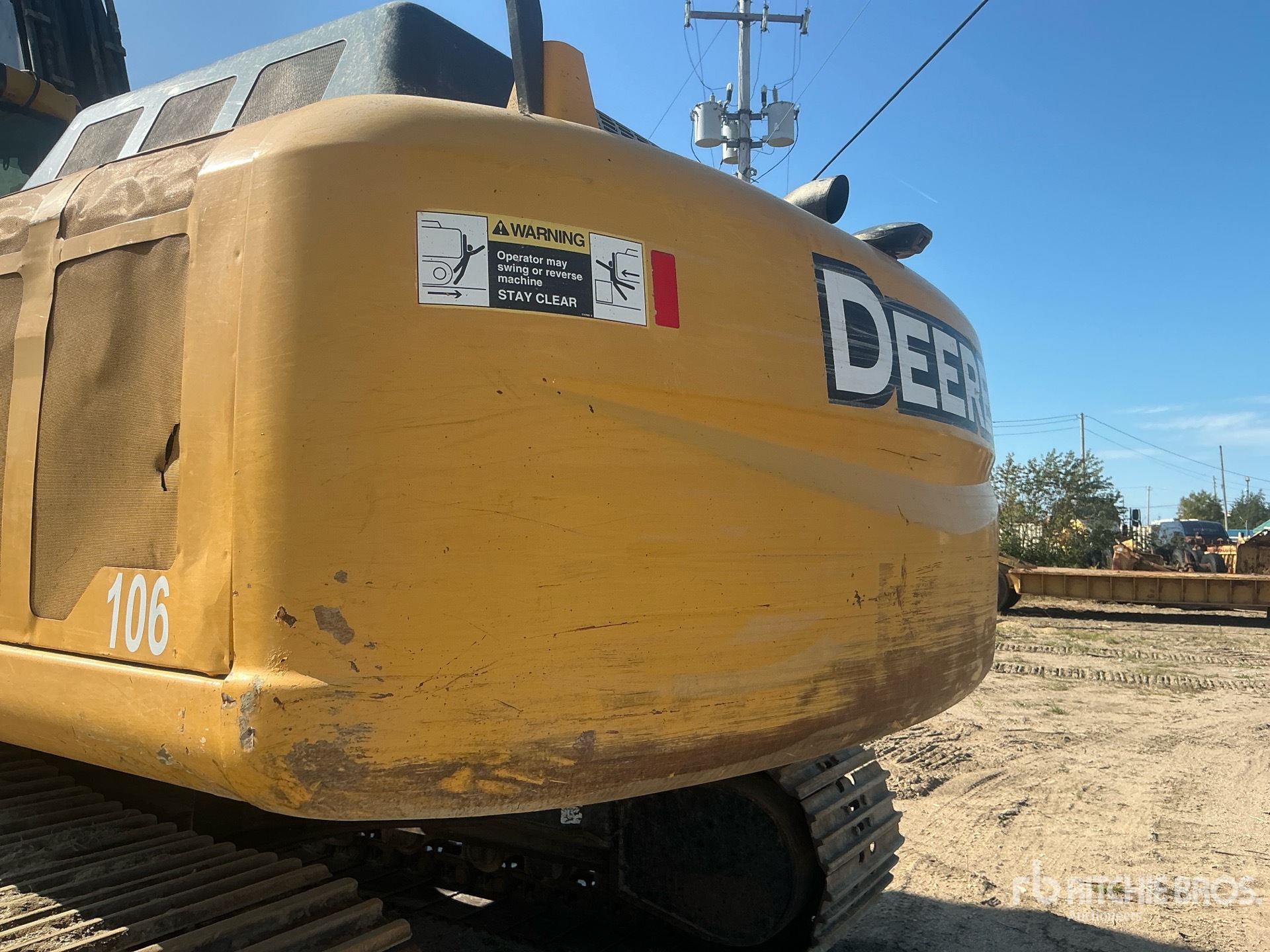 2016 John Deere 290G LC