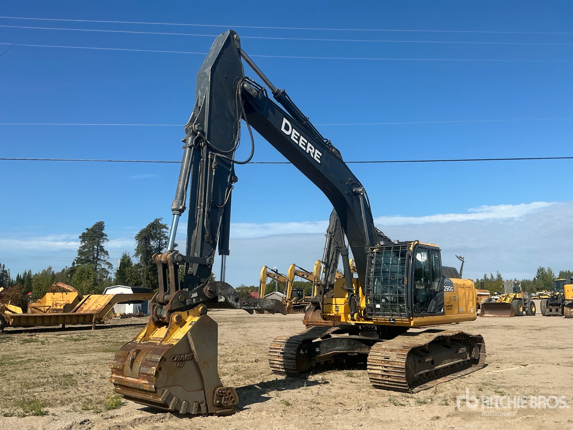 2016 John Deere 290G LC