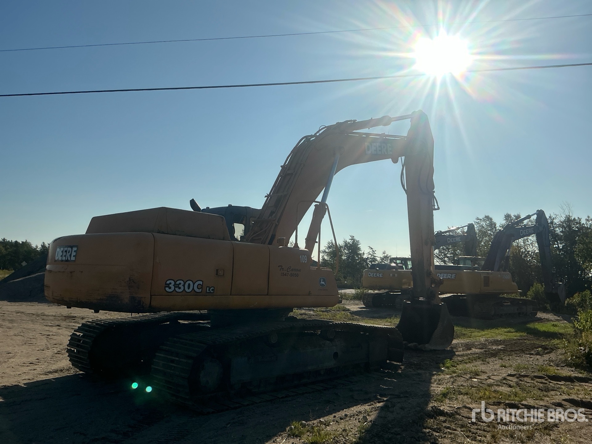 2002 John Deere 330C LC