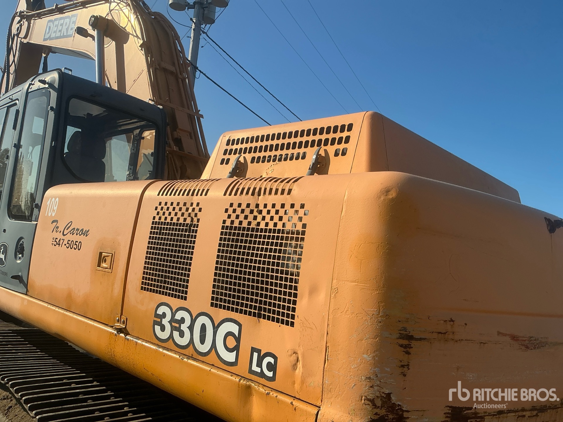 2002 John Deere 330C LC