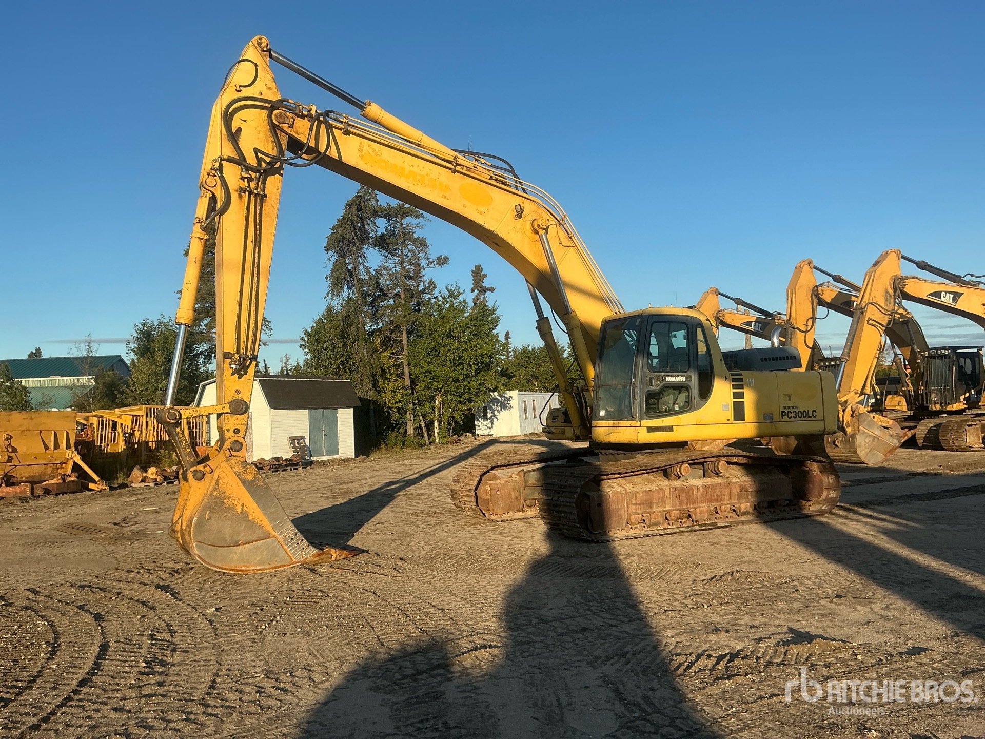 Photo of 2000 Komatsu PC300LC-6L